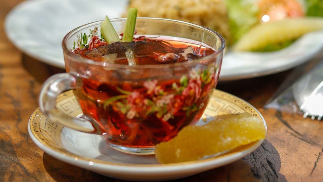 Resep Wedang Uwuh untuk Penghangat Badan di Musim Hujan Resep Wedang Uwuh untuk Penghangat Badan di Musim Hujan