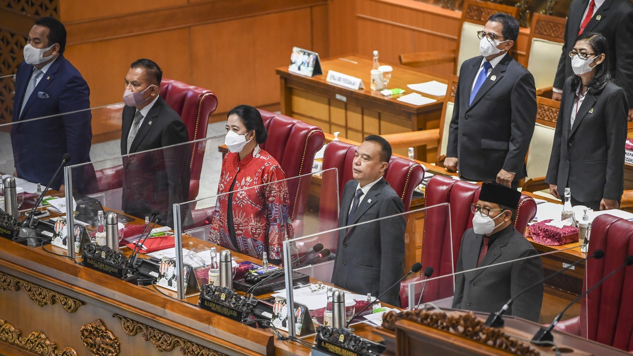 Revisi UU Cipta Kerja Harus Libatkan Publik