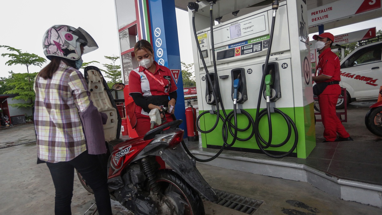 Cara Jokowi Naikkan BBM Tanpa Gejolak: Libatkan Pemda hingga Aparat Cara Jokowi Naikkan BBM Tanpa Gejolak: Libatkan Pemda hingga Aparat