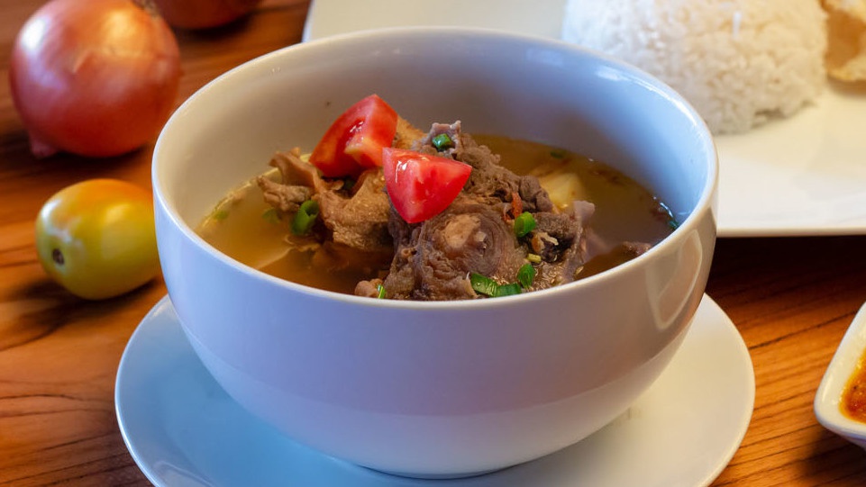 Menu Sahur Ramadhan 2022: Resep Sop Buntut Sapi Bening dan Segar Menu Sahur Ramadhan 2022: Resep Sop Buntut Sapi Bening dan Segar