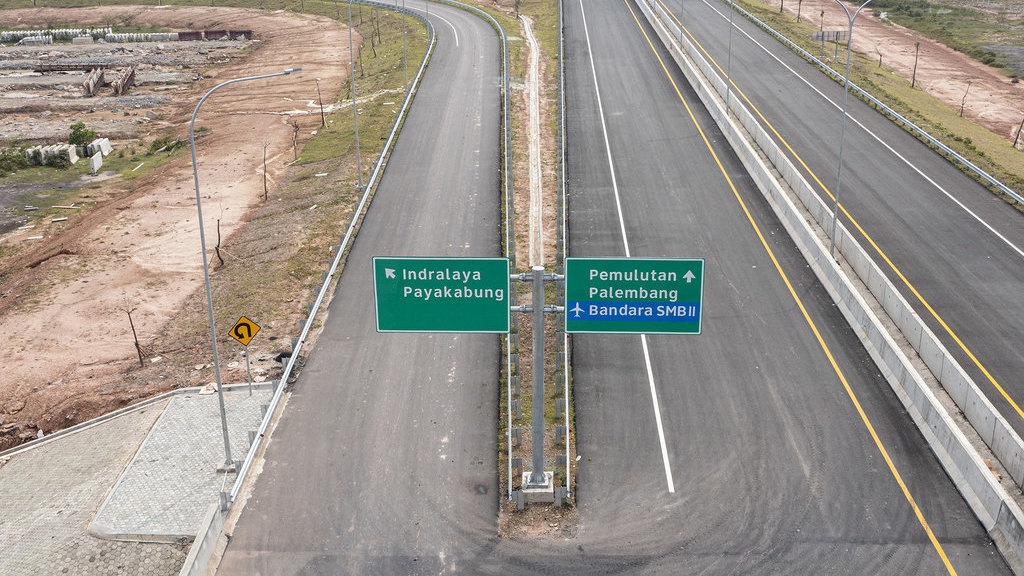 Hutama Karya Target Tol Trans Sumatra Tahap I Rampung Akhir 2024 Hutama Karya Target Tol Trans Sumatra Tahap I Rampung Akhir 2024