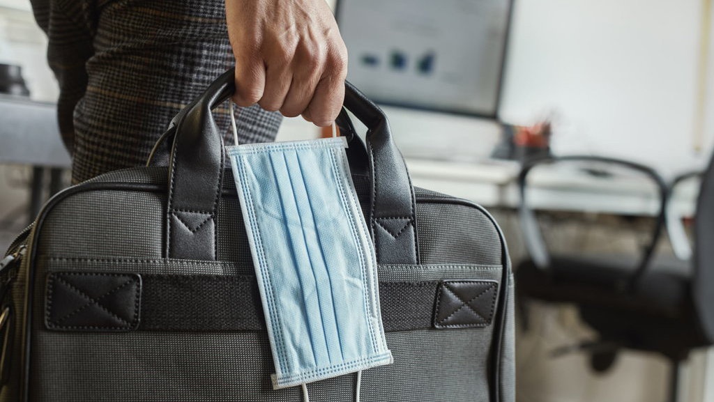 Alasan Tersangka Korupsi Masker COVID-19 di NTB Belum Ditahan