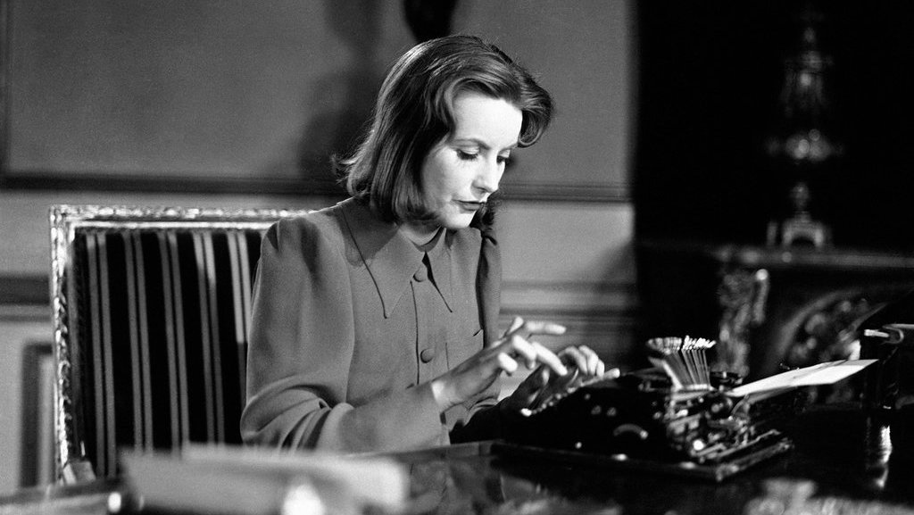 Setan dan Malaikat: Cara Hollywood Kemas Soviet di Awal Abad ke-20 Setan dan Malaikat: Cara Hollywood Kemas Soviet di Awal Abad ke-20