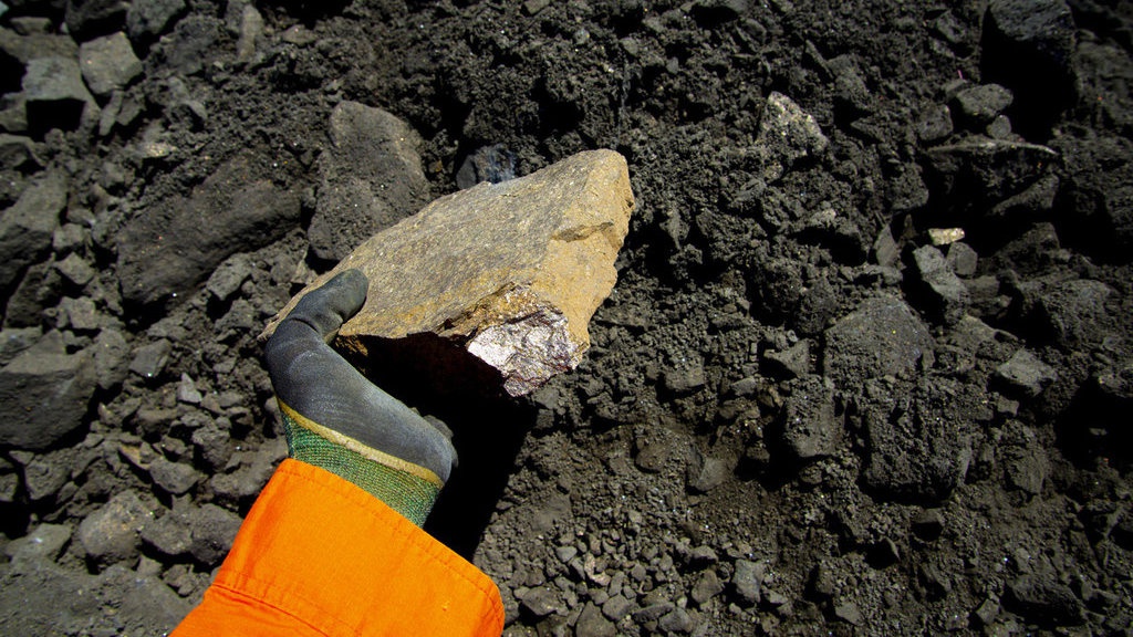 IWIP Targetkan Serap 10.400 Tenaga Kerja Lokal hingga Akhir 2022 IWIP Targetkan Serap 10.400 Tenaga Kerja Lokal hingga Akhir 2022