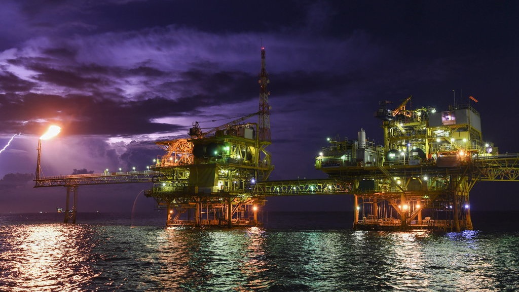 Harga Minyak Mentah Dunia Turun Lebih dari 7 Persen Harga Minyak Mentah Dunia Turun Lebih dari 7 Persen