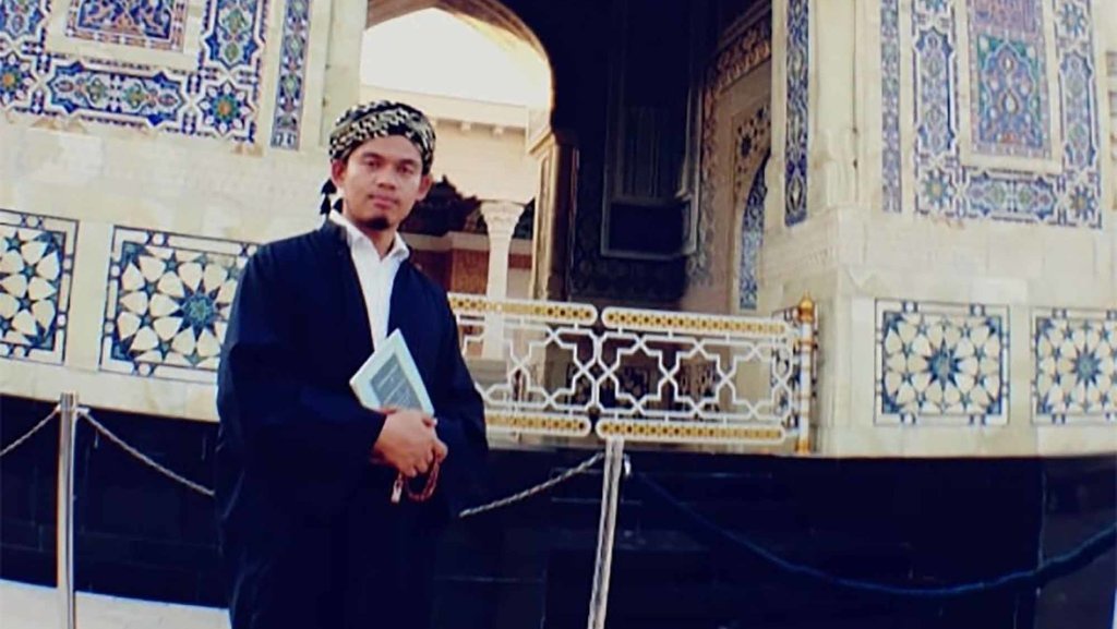 Siapa Buya Arrazy Hasyim yang Anaknya Tewas Tertembak Pistol Polisi Siapa Buya Arrazy Hasyim yang Anaknya Tewas Tertembak Pistol Polisi