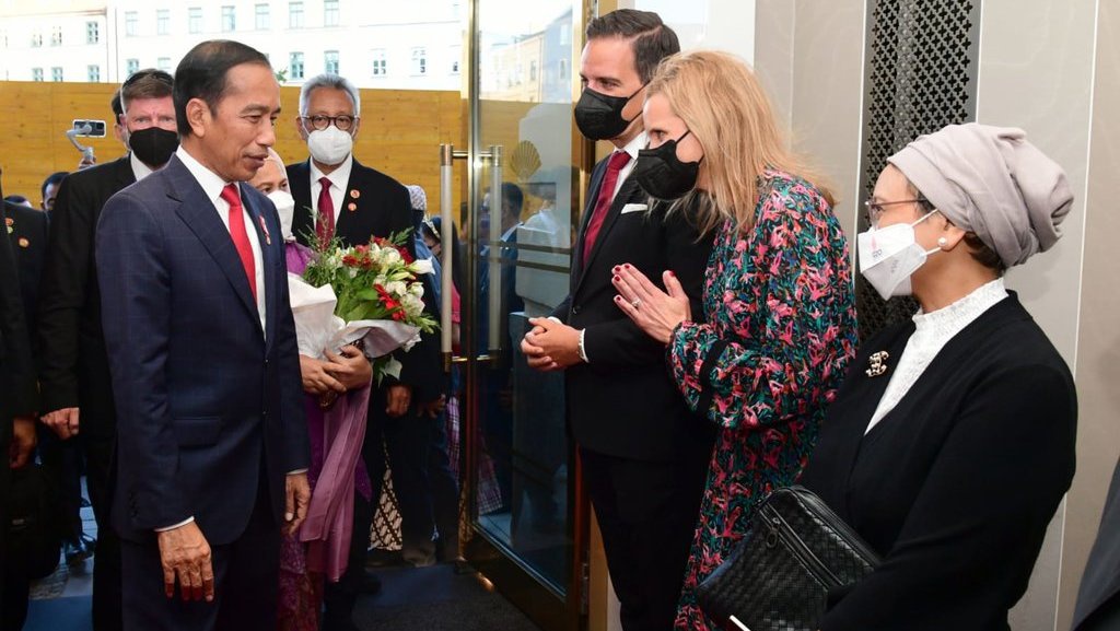 Jokowi Kunjungi Ukraina Melalui Polandia Jokowi Kunjungi Ukraina Melalui Polandia