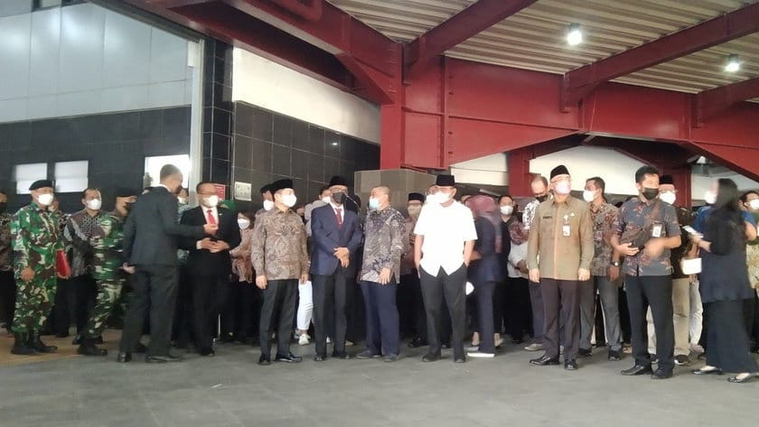 Mahfud MD Pimpin Pelepasan Jenazah Tjahjo Kumolo di Kemenpan-RB