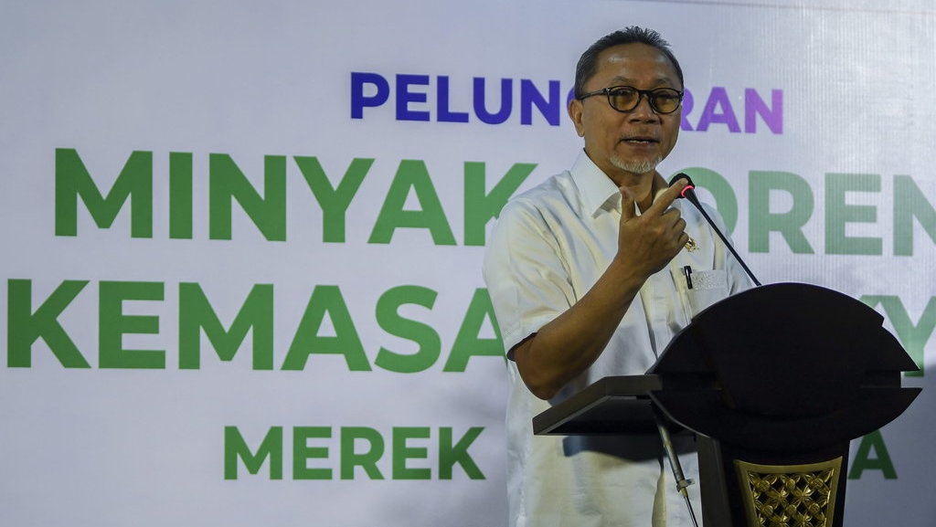 Video Viral Zulhas Diisukan Kampanye, Jokowi: Menteri Fokus Kerja Video Viral Zulhas Diisukan Kampanye, Jokowi: Menteri Fokus Kerja