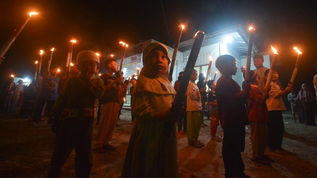 40 Kata-Kata Malam Takbiran Idul Fitri 2025 yang Lucu dan Kocak 40 Kata-Kata Malam Takbiran Idul Fitri 2025 yang Lucu dan Kocak