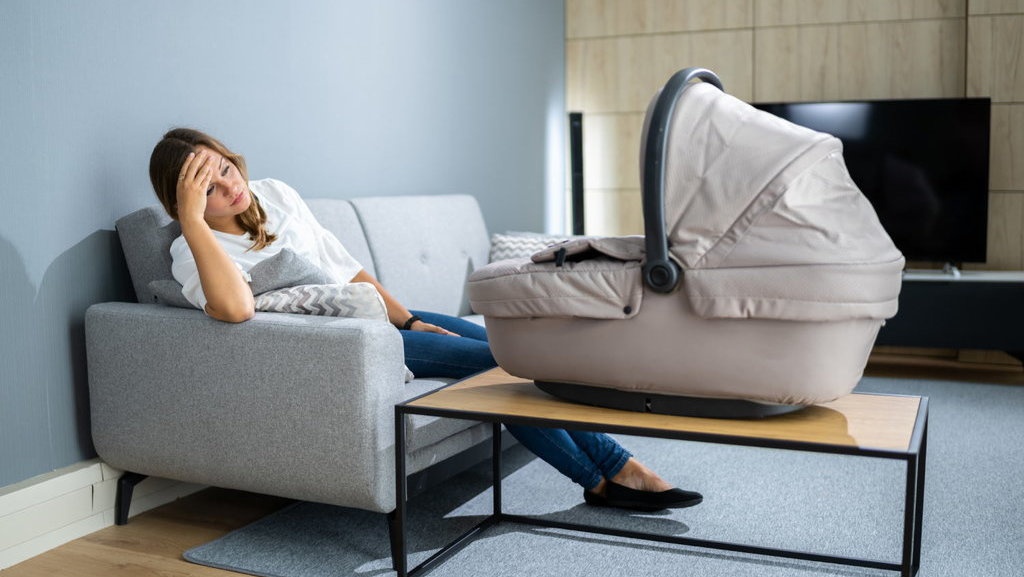 Apa Perbedaan Depresi Postpartum & Baby Blues dan Penanganannya Apa Perbedaan Depresi Postpartum & Baby Blues dan Penanganannya