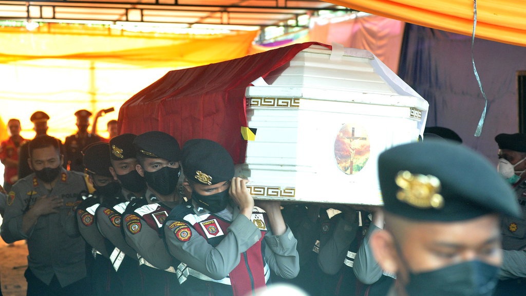 Sengkarut Kasus Brigadir J & Pertaruhan Kepercayaan Publik ke Polri Sengkarut Kasus Brigadir J & Pertaruhan Kepercayaan Publik ke Polri