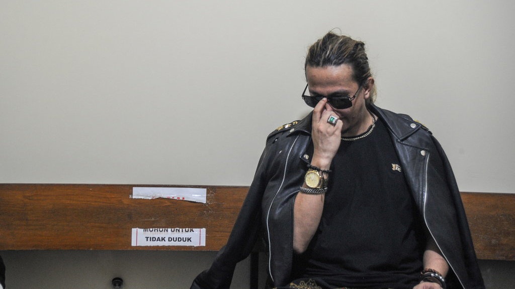 Biodata Syarifah Fadlun Faisal Balghoits Istri Bahar bin Smith Biodata Syarifah Fadlun Faisal Balghoits Istri Bahar bin Smith