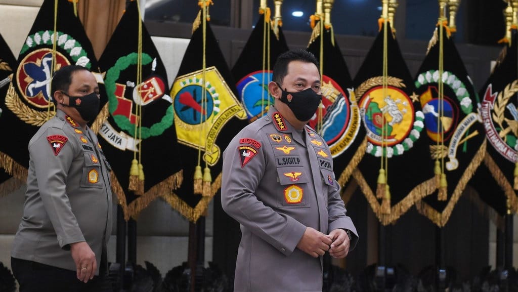 Mahfud MD: Penanganan Kasus Brigadir J bak Orang Melahirkan Mahfud MD: Penanganan Kasus Brigadir J bak Orang Melahirkan