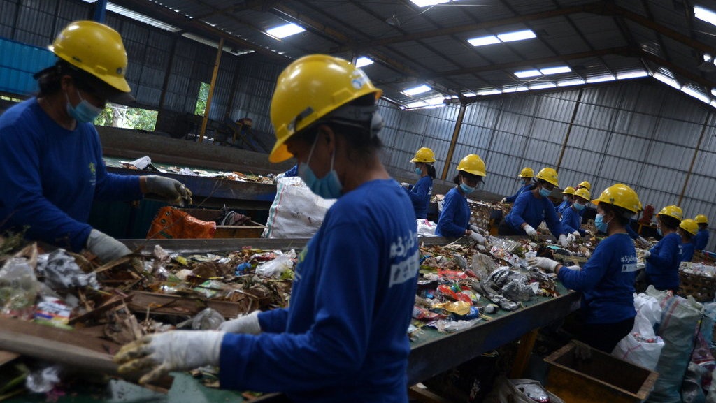 Contoh Limbah Anorganik, Pengertian dan Cara Memanfaatkannya Contoh Limbah Anorganik, Pengertian dan Cara Memanfaatkannya