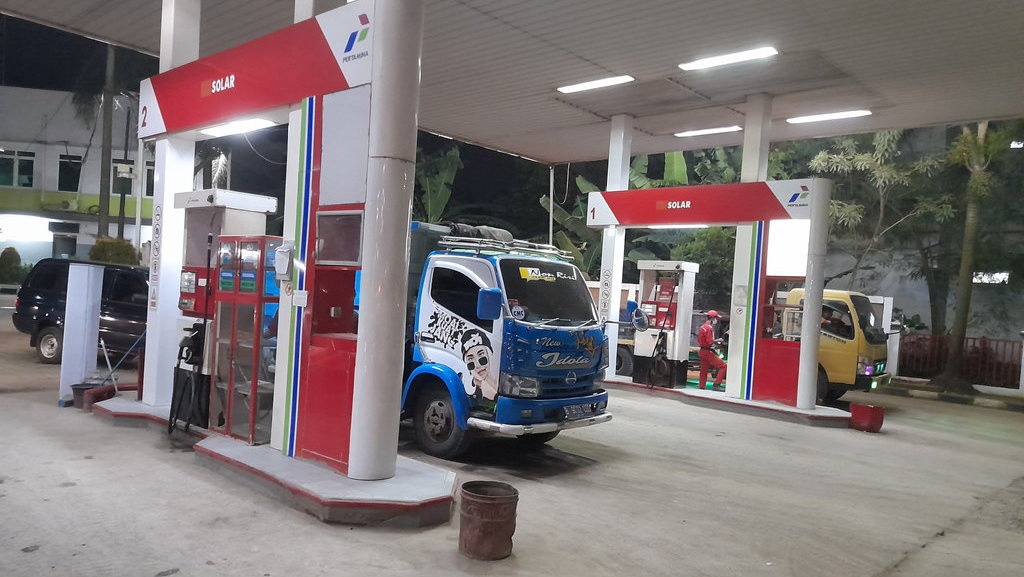 Ekonom Sebut Inflasi 2022 Bergantung pada Kenaikan Harga BBM Ekonom Sebut Inflasi 2022 Bergantung pada Kenaikan Harga BBM