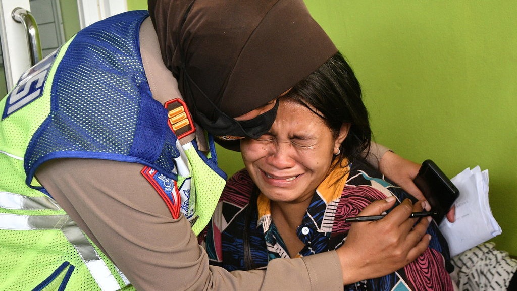 Jasa Raharja Serahkan Santunan kepada Korban Kecelakaan Maut Bekasi Jasa Raharja Serahkan Santunan kepada Korban Kecelakaan Maut Bekasi