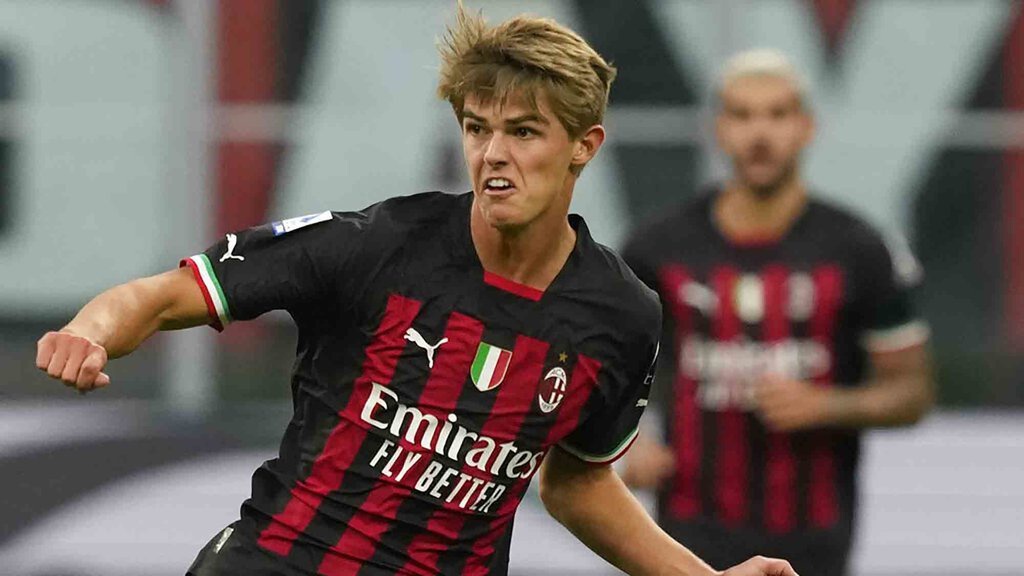 Prediksi Torino vs AC Milan Live TV: Membagi Fokus Rossoneri