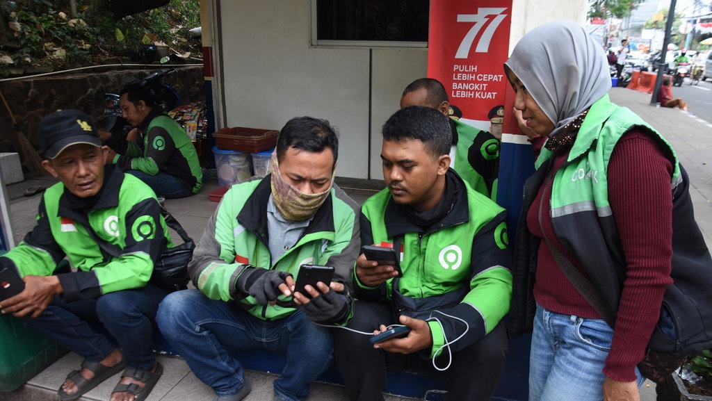 Pemerintah Godok Aturan Pengemudi Ojol Masuk Kategori UMKM Pemerintah Godok Aturan Pengemudi Ojol Masuk Kategori UMKM