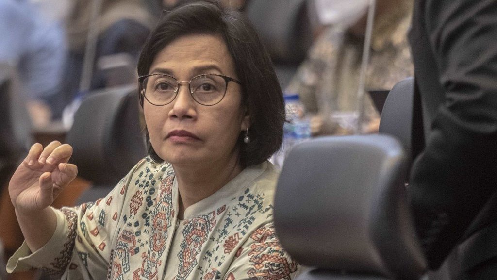 Sri Mulyani ke Pegawai DJP: Tak Usah Naik Moge, Jalan Kaki Saja