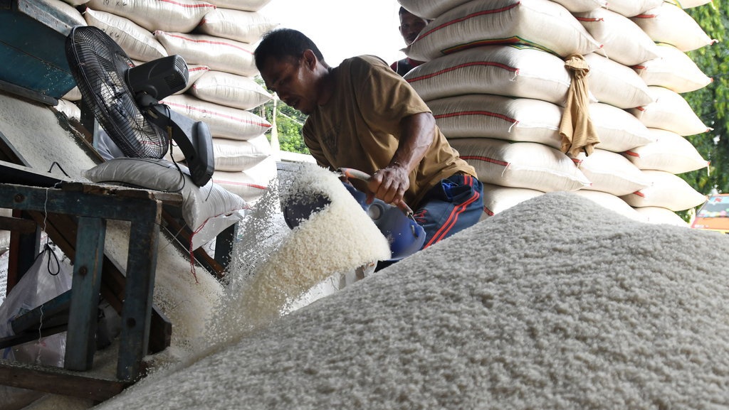 Bapanas & Bulog Akui Kesulitan Serap Beras Petani, Ini Alasannya