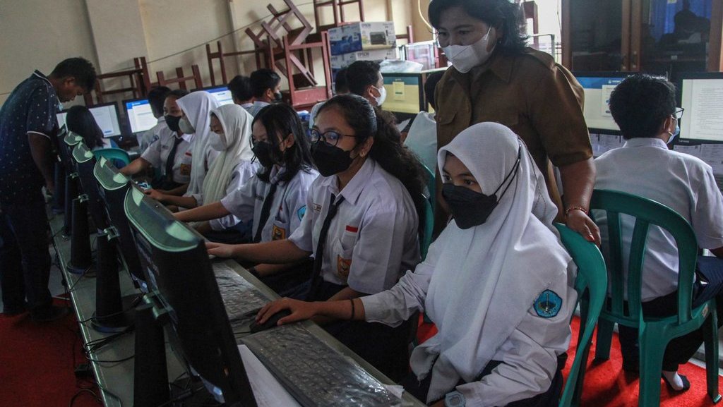 Contoh Soal Fisika Kelas 10 Semester 2 dan Kunci Jawabannya Contoh Soal Fisika Kelas 10 Semester 2 dan Kunci Jawabannya