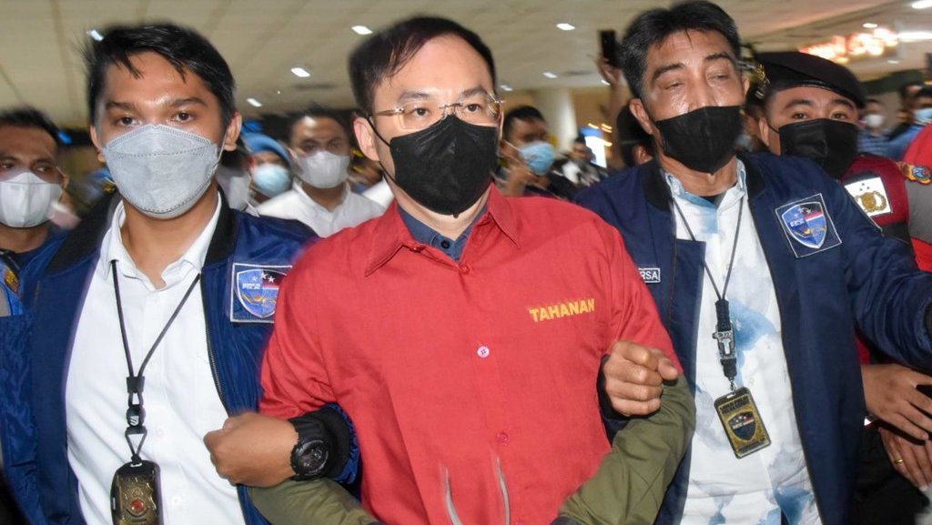 Bos Judi Daring Apin BK Segera Duduk di Meja Hijau