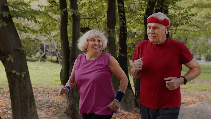 Daftar Olahraga yang Cocok untuk Lansia dan Manfaatnya