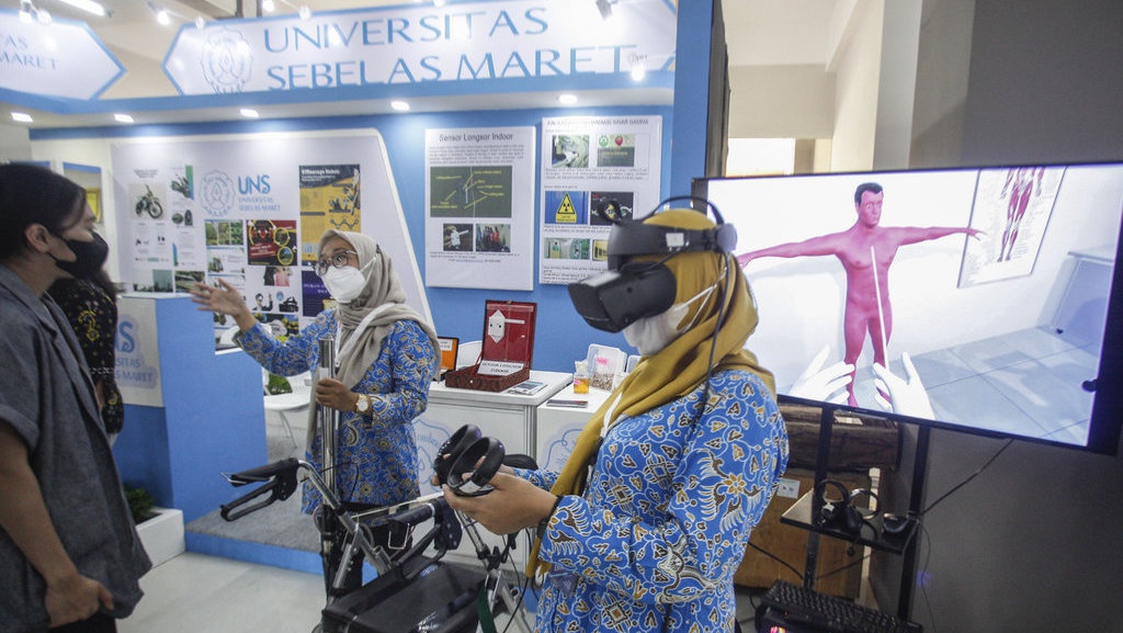 Dampak Negatif IPTEK bagi Kehidupan Bermasyarakat & Bernegara