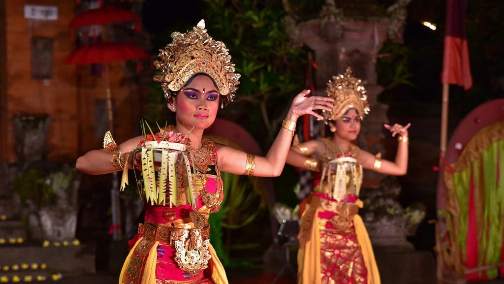 Lirik Lagu Daerah Macepet-Cepetan yang Berasal dari Bali Lirik Lagu Daerah Macepet-Cepetan yang Berasal dari Bali