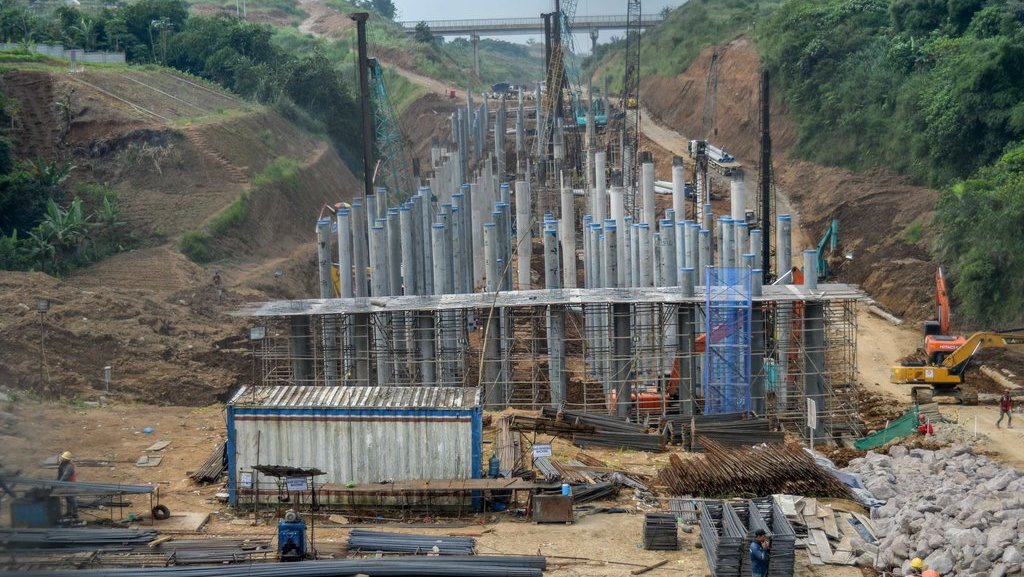 Kans Ekonomi Indonesia yang Bukan Republik Pisang Kans Ekonomi Indonesia yang Bukan Republik Pisang