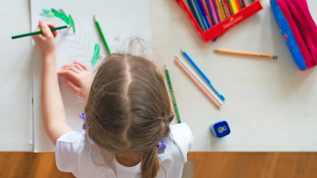 Cara Mendeteksi dan Membantu Tumbuh Kembang Anak Kidal Cara Mendeteksi dan Membantu Tumbuh Kembang Anak Kidal