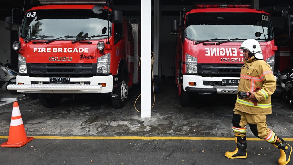 Cerita Sandi Petugas Damkar Depok yang Viral Kritik Alat Rusak Cerita Sandi Petugas Damkar Depok yang Viral Kritik Alat Rusak