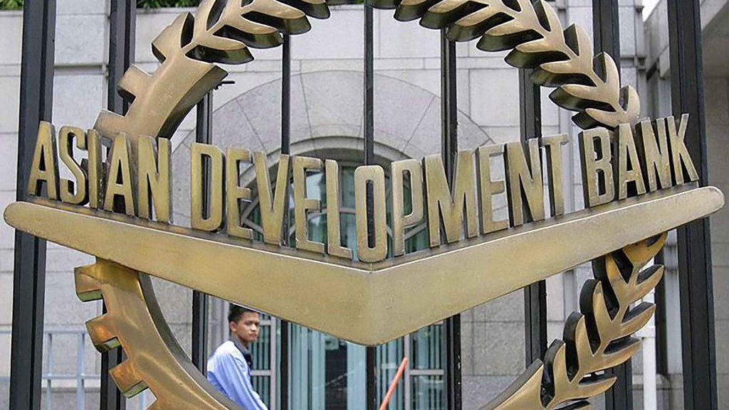 ADB Pangkas Proyeksi Pertumbuhan Ekonomi RI Jadi 4,9% di 2025 ADB Pangkas Proyeksi Pertumbuhan Ekonomi RI Jadi 4,9% di 2025