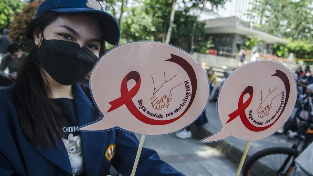 Ciri-Ciri HIV AIDS pada Wanita yang Harus Diwaspadai Ciri-Ciri HIV AIDS pada Wanita yang Harus Diwaspadai