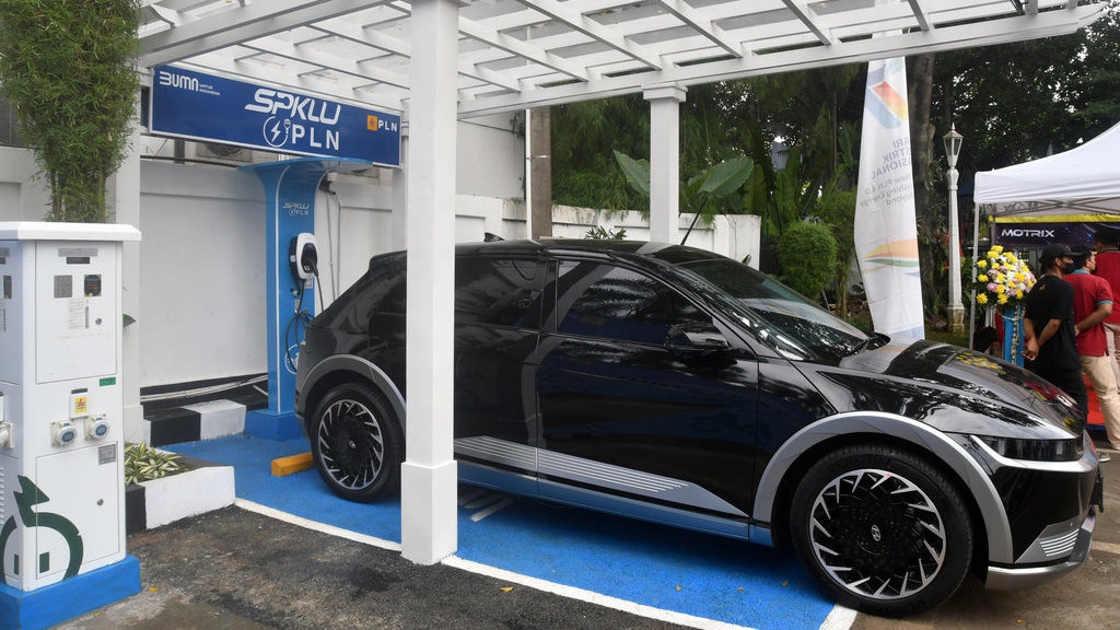 DPD Usulkan Skema Tukar Tambah Mobil Konvensional ke Listrik DPD Usulkan Skema Tukar Tambah Mobil Konvensional ke Listrik