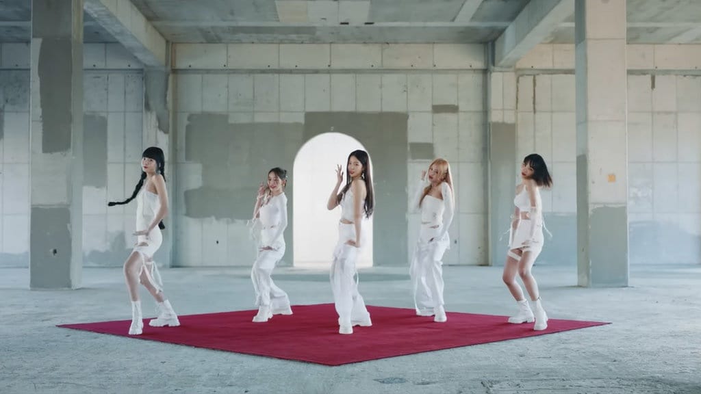 Kenapa Penampilan LE SSERAFIM di Coachella 2024 Tuai Pro-Kontra? Kenapa Penampilan LE SSERAFIM di Coachella 2024 Tuai Pro-Kontra?