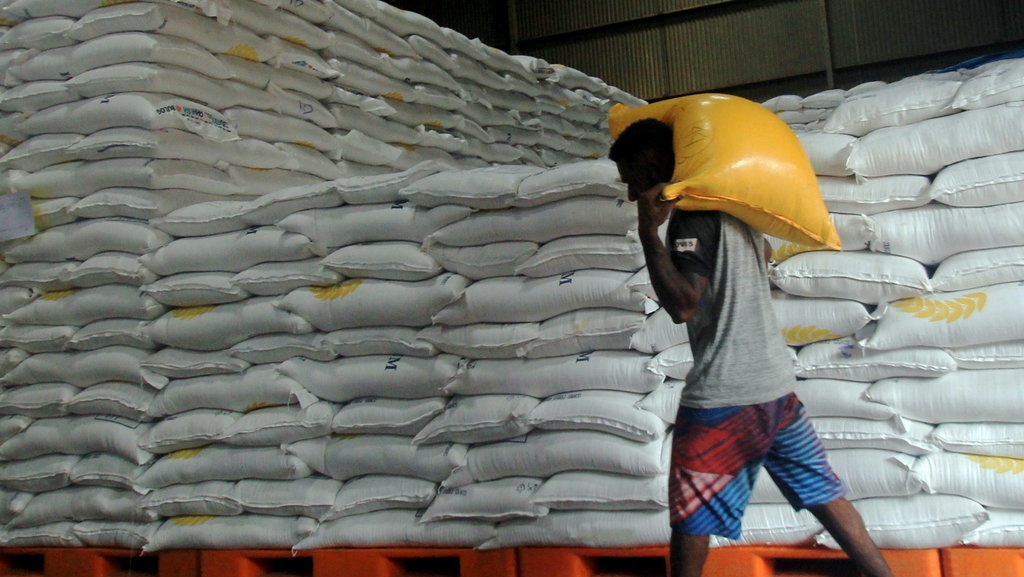 Erick Thohir: Impor Beras 500 Ribu Ton, Stok Ramadan Aman Erick Thohir: Impor Beras 500 Ribu Ton, Stok Ramadan Aman