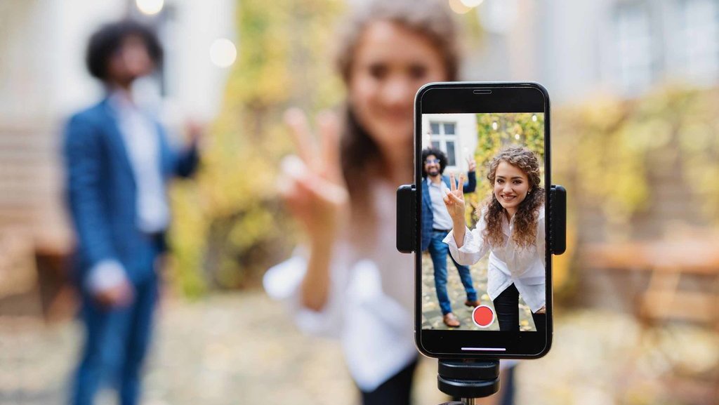 Cara Stitch Video Titkok dari Video Langsung dan Galeri