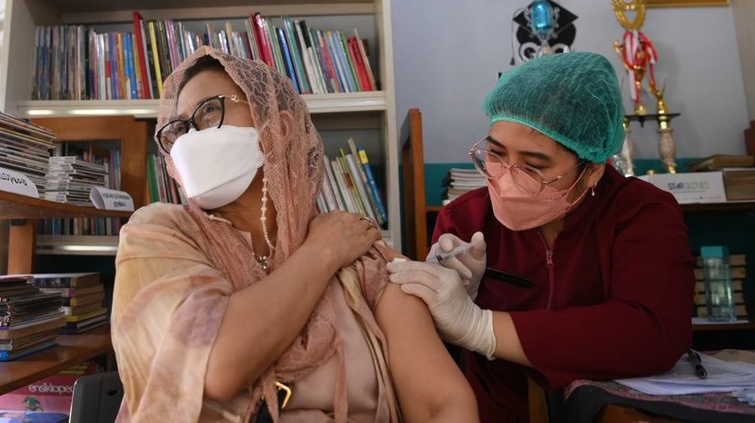 Dinkes DKI: Warga Belum Vaksinasi Berisiko Dirawat saat COVID-19 Dinkes DKI: Warga Belum Vaksinasi Berisiko Dirawat saat COVID-19