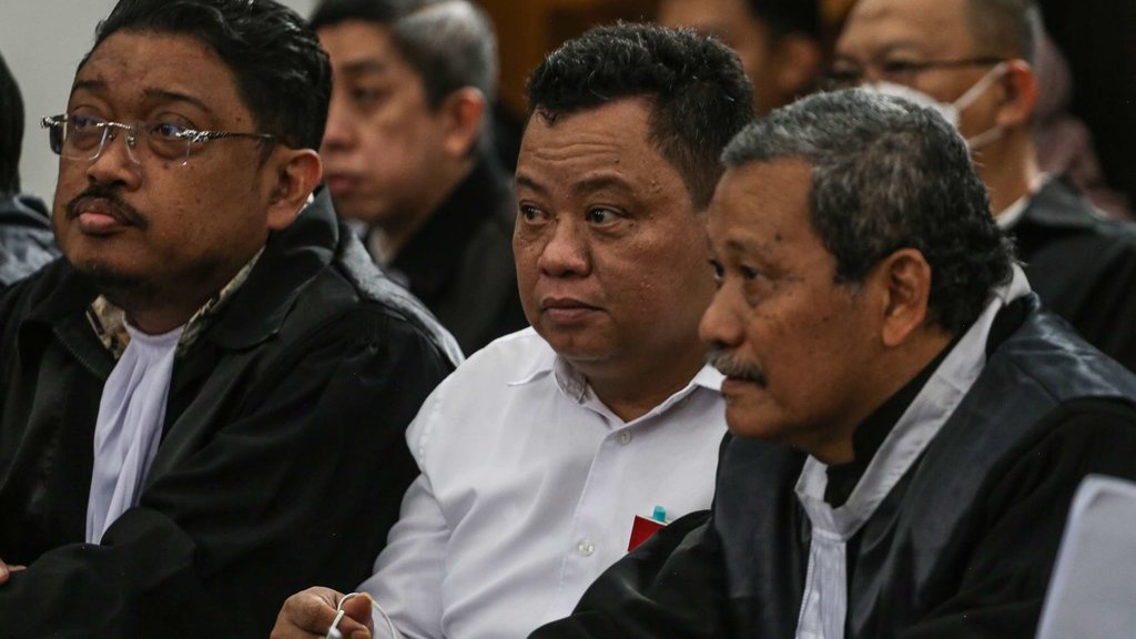 Kubu Kuat Ma'ruf: Cerita Perselingkuhan Putri & Yosua bak Novel