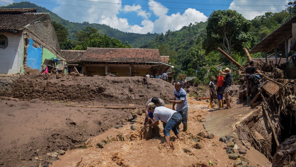 Faktor Penyebab Terjadinya Bencana Alam: Ada Faktor Sosial Faktor Penyebab Terjadinya Bencana Alam: Ada Faktor Sosial