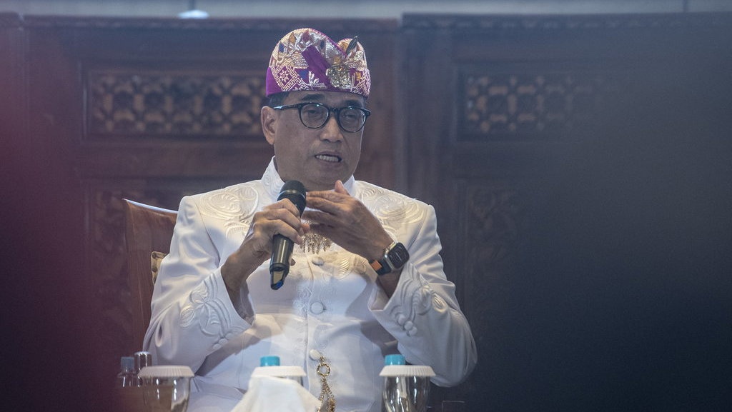 Pengaturan Penerbangan VVIP-Reguler di Bandara Komodo lancar Pengaturan Penerbangan VVIP-Reguler di Bandara Komodo lancar