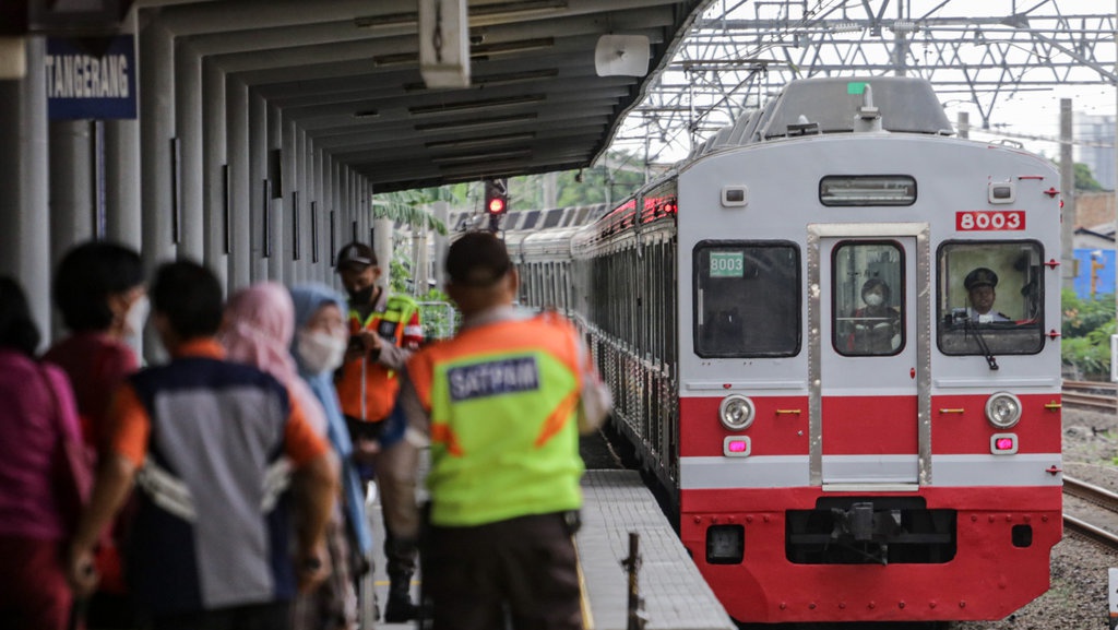 KAI Commuter Berlakukan Gapeka Mulai 1 Juni, Ini Manfaatnya KAI Commuter Berlakukan Gapeka Mulai 1 Juni, Ini Manfaatnya