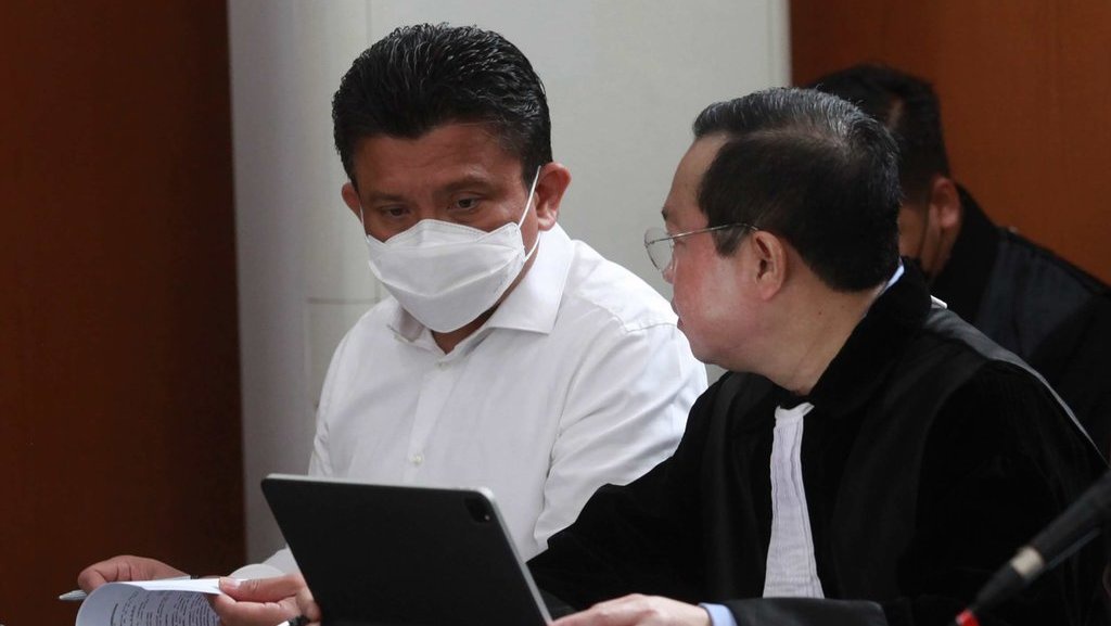 Polisi Sterilisasi PN Jakarta Selatan Jelang Vonis Ferdy Sambo Polisi Sterilisasi PN Jakarta Selatan Jelang Vonis Ferdy Sambo