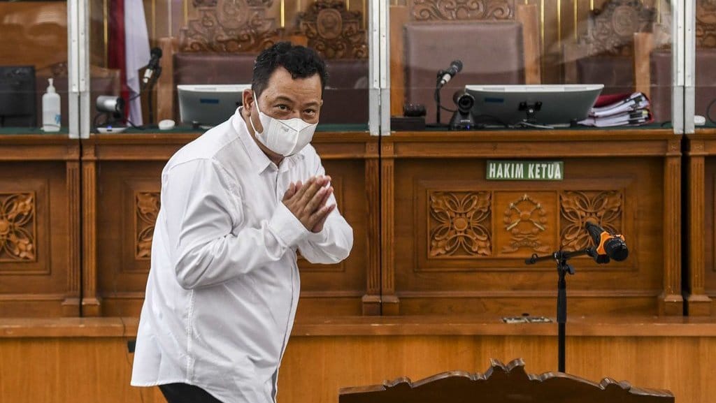 Dibui 15 Tahun, Kuat Ma'ruf Dinilai Tak Sopan selama Persidangan Dibui 15 Tahun, Kuat Ma'ruf Dinilai Tak Sopan selama Persidangan