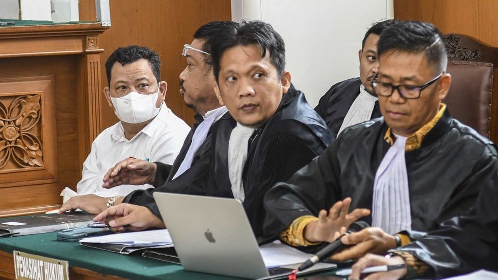 Pihak Kuat Ma'ruf: Perselingkuhan Putri & Yosua Imajinasi JPU Pihak Kuat Ma'ruf: Perselingkuhan Putri & Yosua Imajinasi JPU