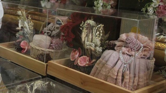 Apa Saja Daftar Seserahan Pernikahan dan Maknanya? Apa Saja Daftar Seserahan Pernikahan dan Maknanya?