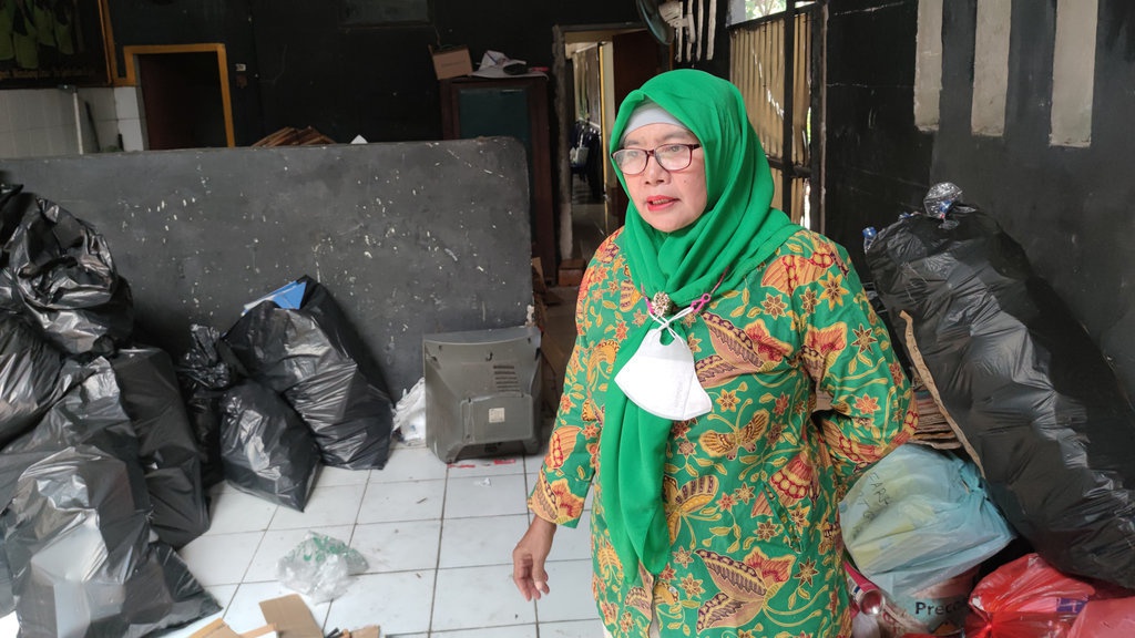 Bank Sampah: Ikhtiar Peduli Lingkungan yang Berbuah Cuan Bank Sampah: Ikhtiar Peduli Lingkungan yang Berbuah Cuan