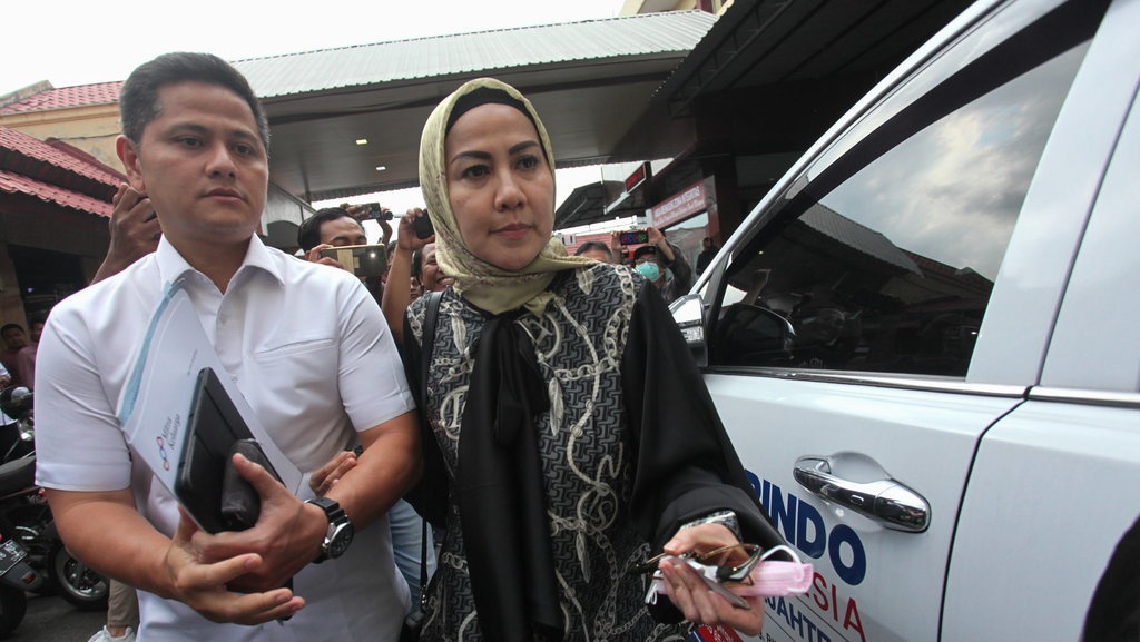 Kasus Venna Melinda & Mengapa Korban KDRT Kerap Menunda Lapor?